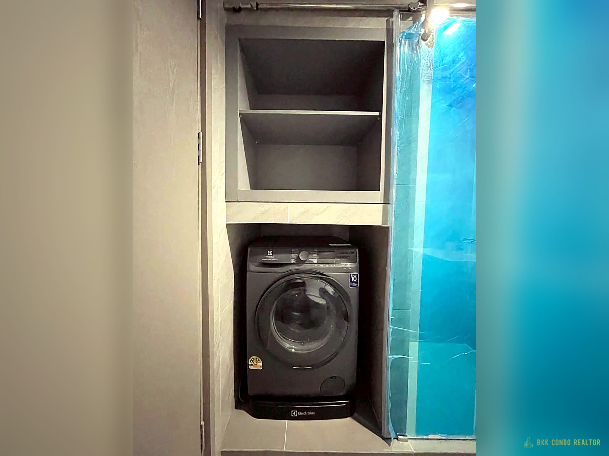 1-Bedroom Condo for Rent at IDEO Sukhumvit Rama 4 (30 sqm) — Phra Khanong BTS