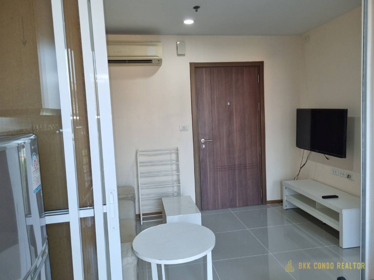 1-Bedroom Condo for Rent at The Base Sukhumvit 77 (30 sqm) — On Nut BTS