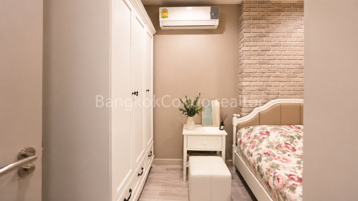 1-Bedroom Condo for Rent at IDEO Mobi Sukhumvit 81 (31 sqm) — On Nut BTS