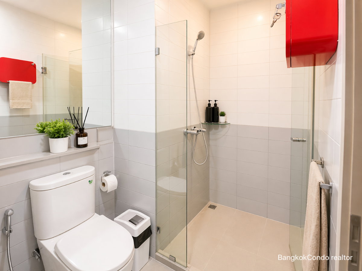 1-Bedroom Condo for Rent at IDEO Mobi Sukhumvit 81 (31 sqm) — On Nut BTS