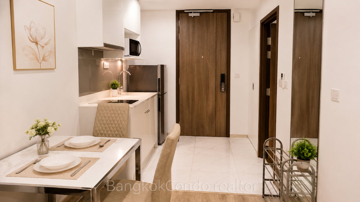 1-Bedroom Condo for Rent at IDEO Mobi Sukhumvit 66 (35 sqm) — Bang Chak BTS