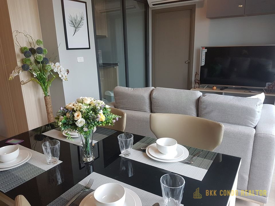 2-Bedroom Condo for Rent at Ideo O2 (53 sqm) — Bangna BTS