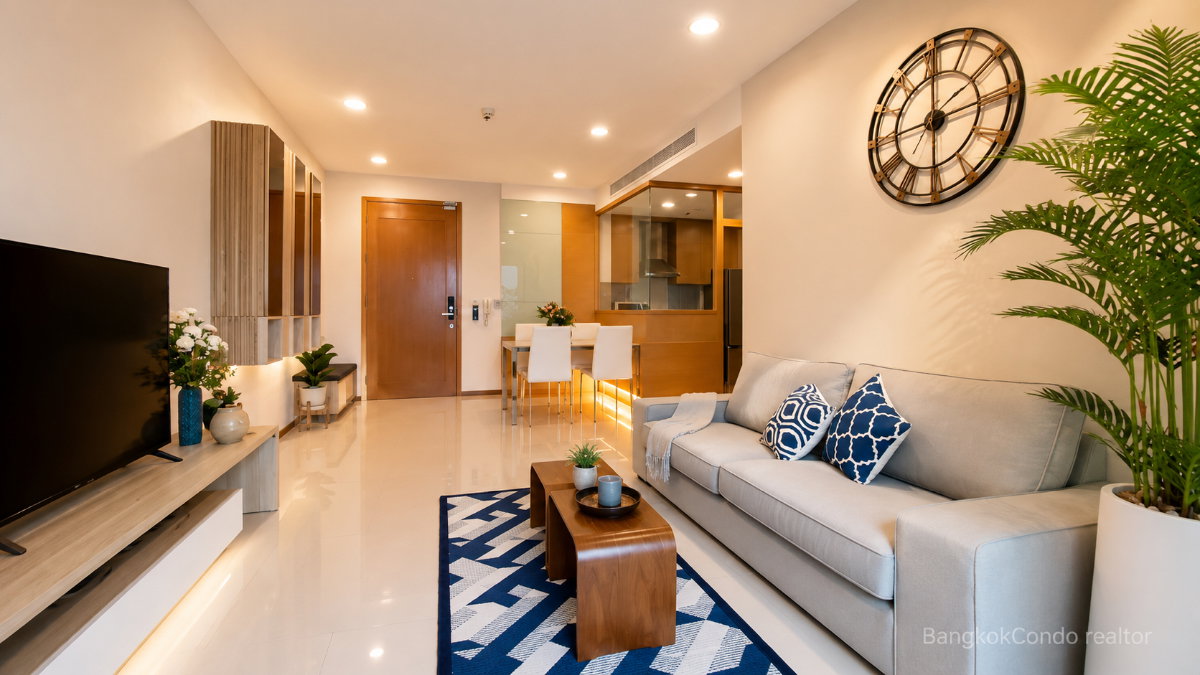 1-Bedroom Condo for Rent at The Emporio Place (66 sqm) — Phrom Phong BTS