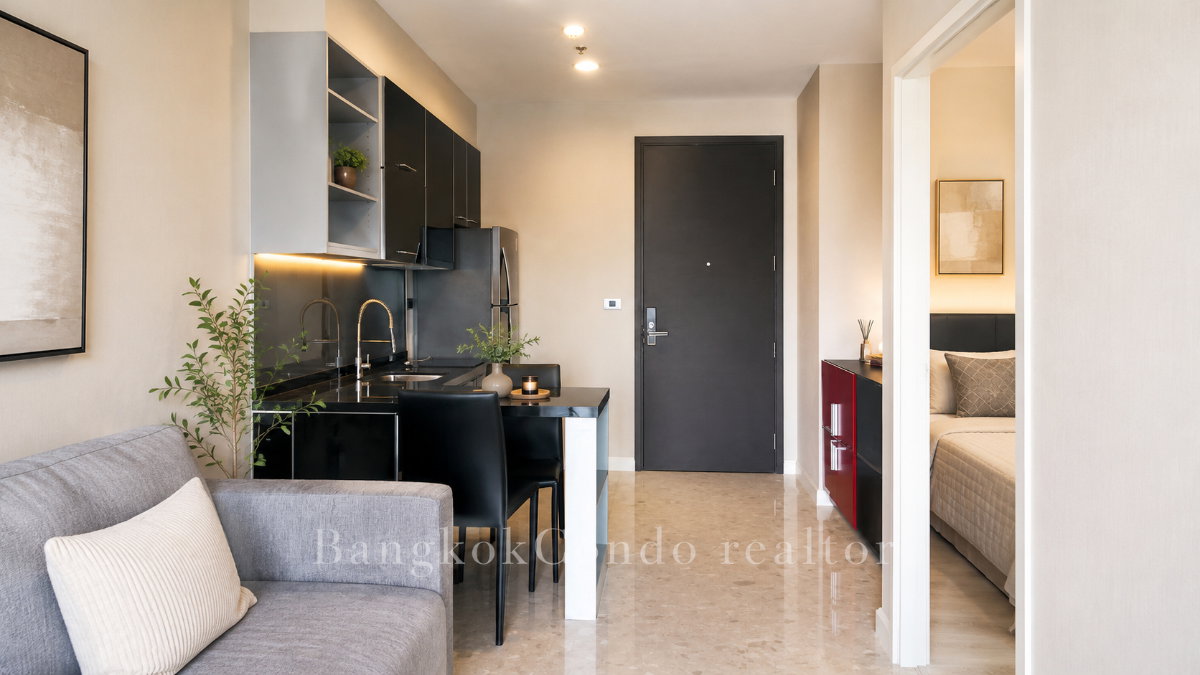 1-Bedroom Condo for Rent at The Crest Sukhumvit 34 (35 sqm) — Phrom Phong BTS