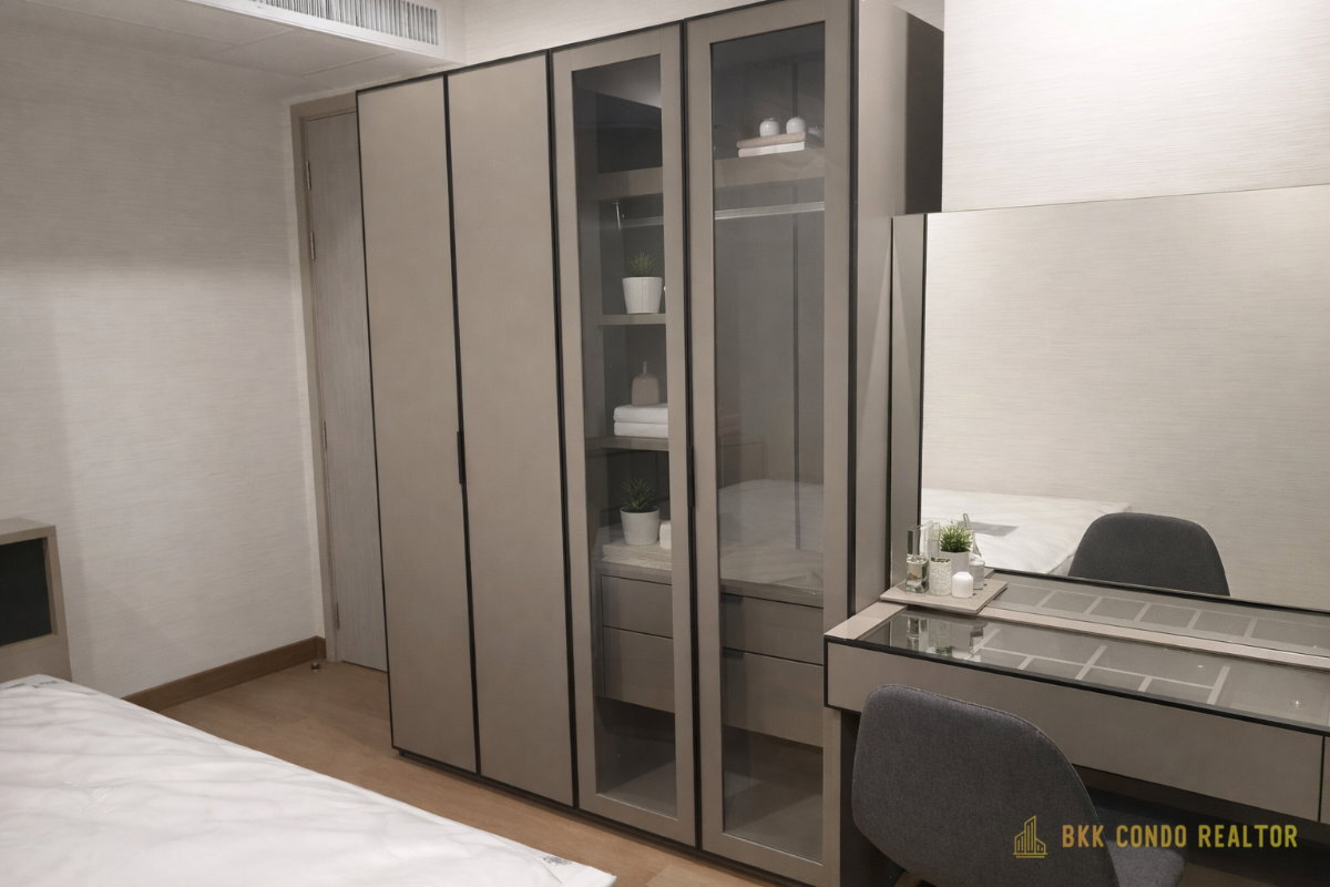 2-Bedroom Condo for Rent at Supalai Oriental Sukhumvit 39 (66 sqm) — Phrom Phong BTS