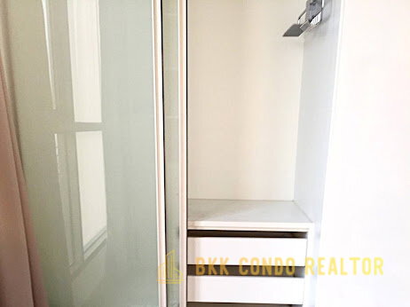 1-Bedroom Condo for Rent at IDEO Mobi Phayathai (21.5 sqm) — Phaya Thai BTS