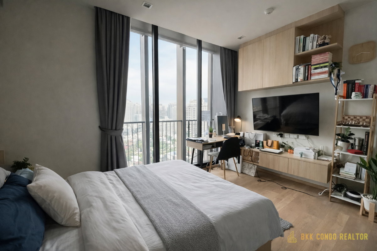 1-Bedroom Condo for Rent at Noble Around Sukhumvit 33 (28 sqm) — Phrom Phong BTS