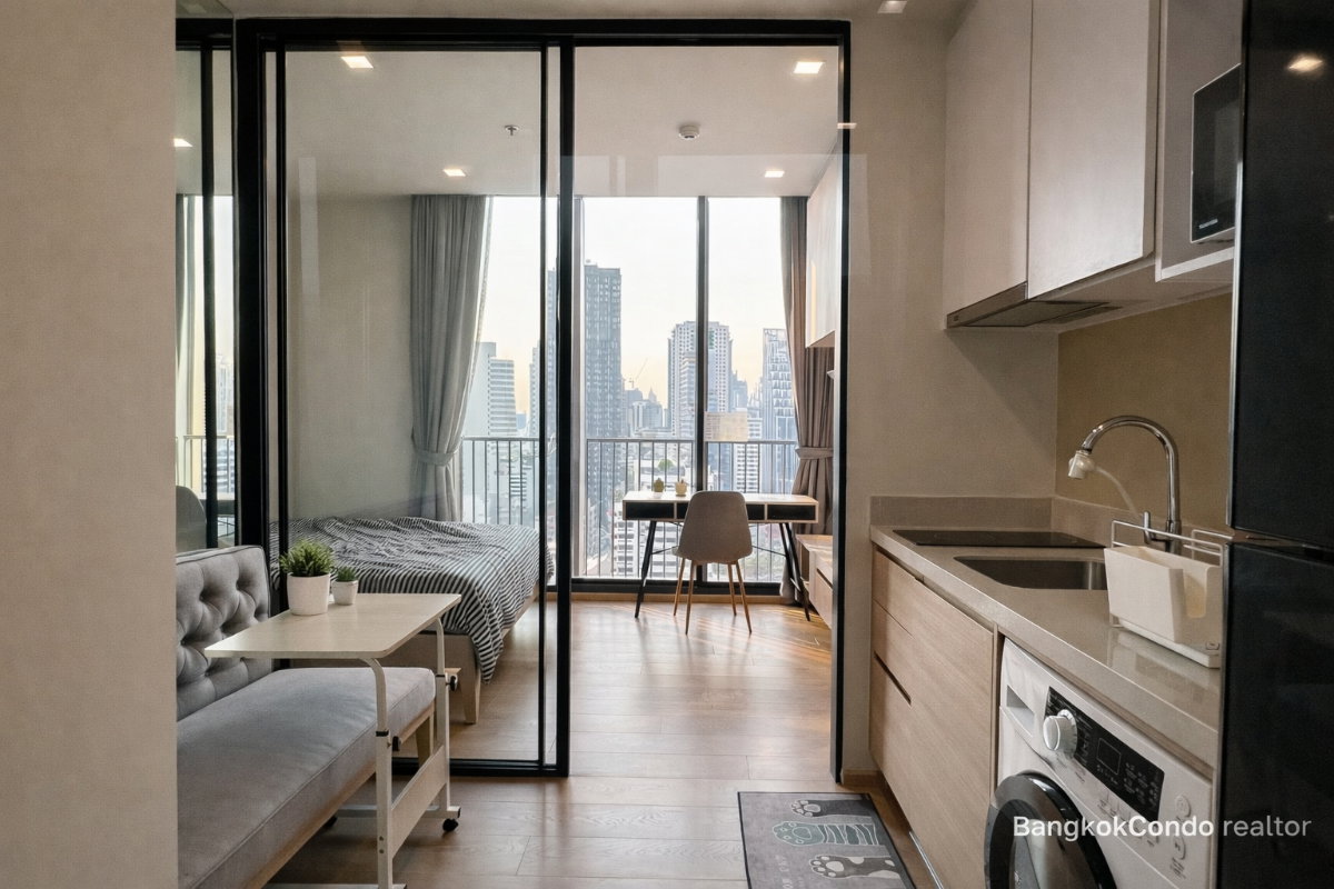 1-Bedroom Condo for Rent at Noble Around Sukhumvit 33 (28 sqm) — Phrom Phong BTS