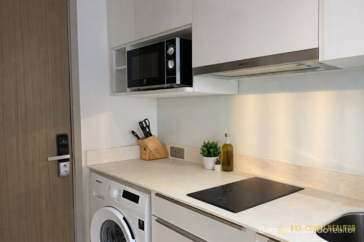 1-Bedroom Condo for Rent at Ashton Silom (36 sqm) — Surasak BTS