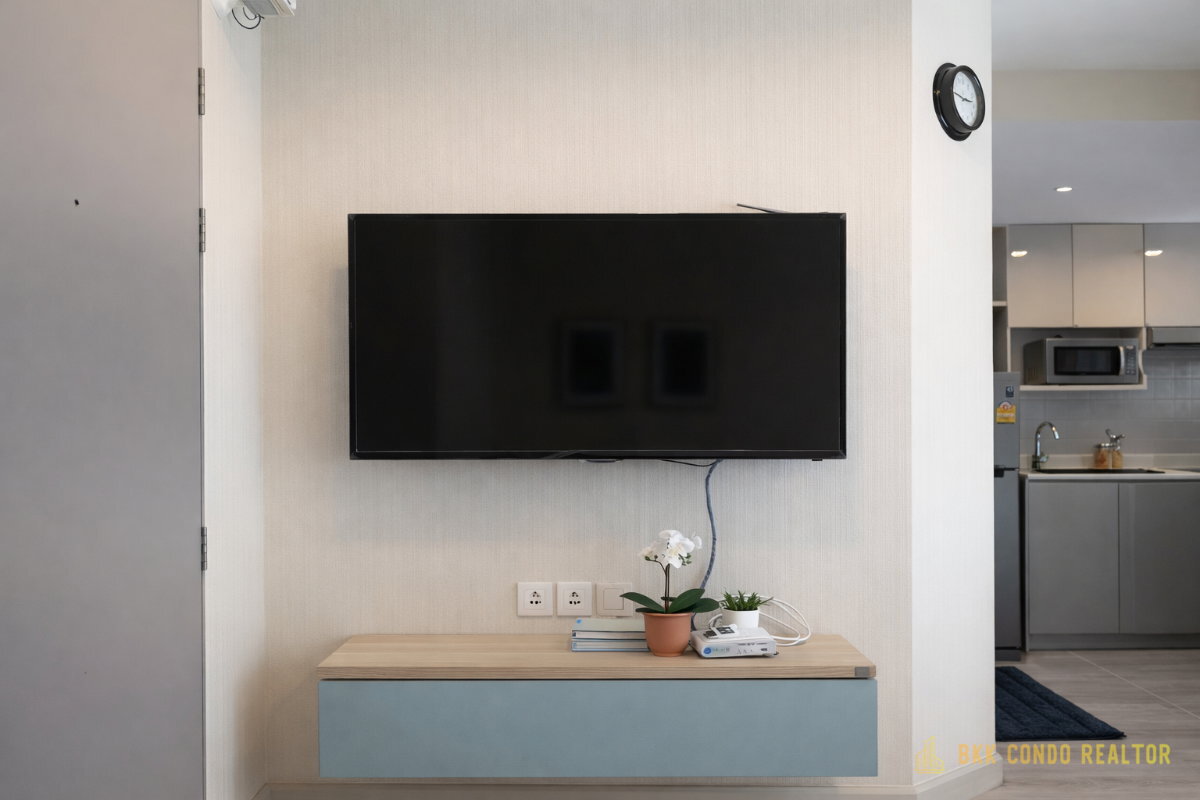 Studio Condo for Rent at IDEO Mobi Sukhumvit 81 (22 sqm) — On Nut BTS