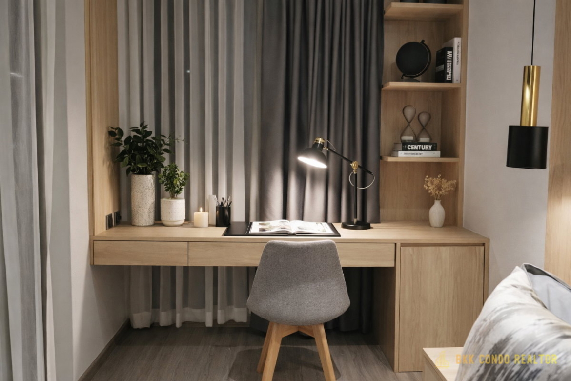 Studio Condo for Rent at Rhythm Ekkamai (30 sqm) — Ekkamai BTS