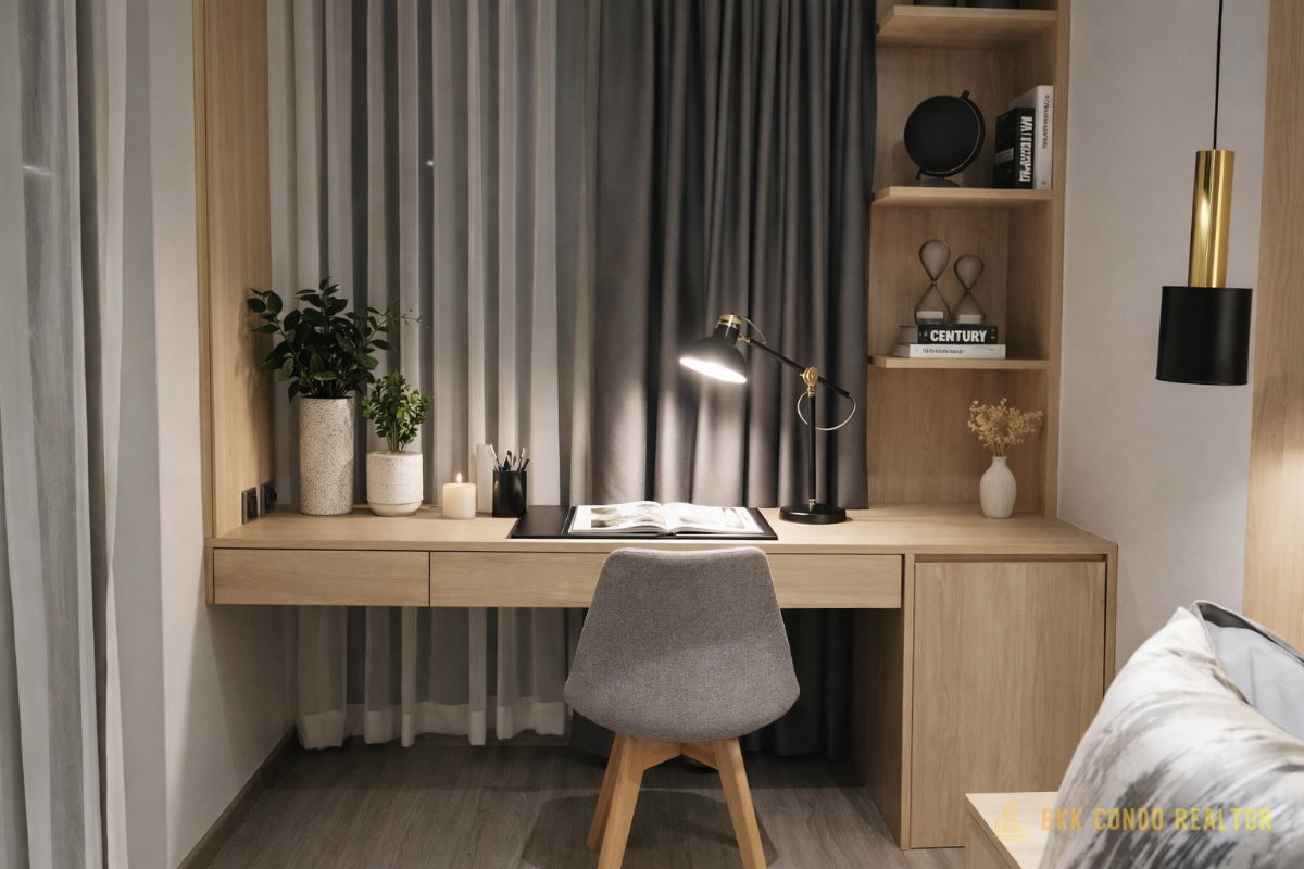 Studio Condo for Rent at Rhythm Ekkamai (30 sqm) — Ekkamai BTS