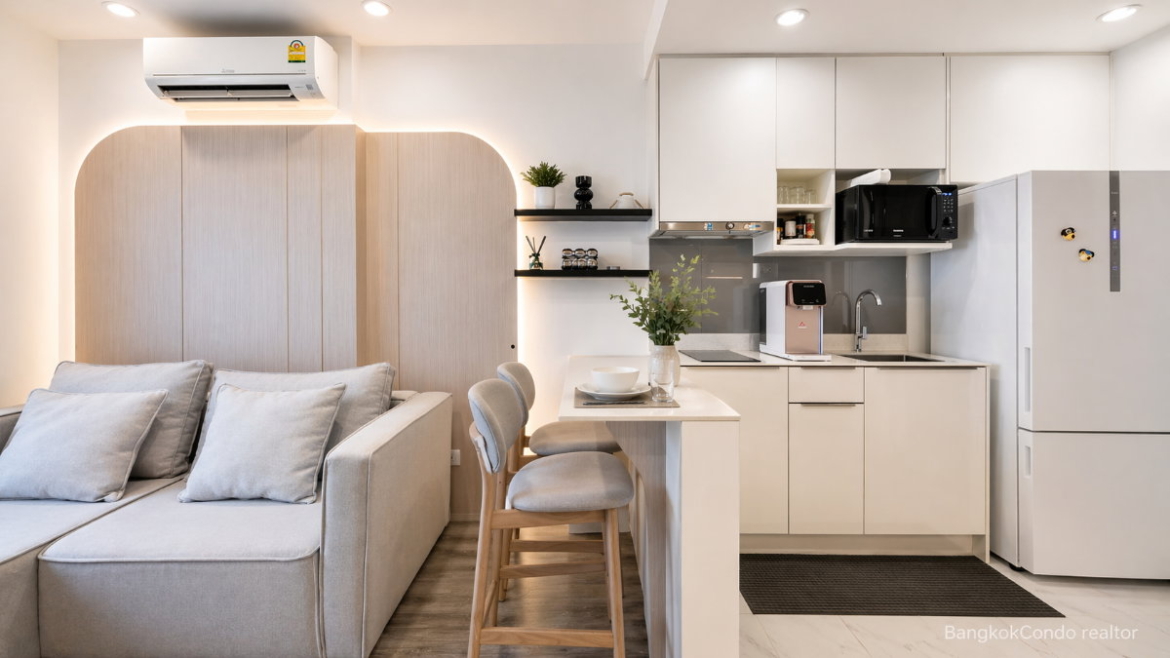 1-Bedroom Condo for Rent at IDEO Mobi Sukhumvit 66 (54 sqm) — Udom Suk BTS