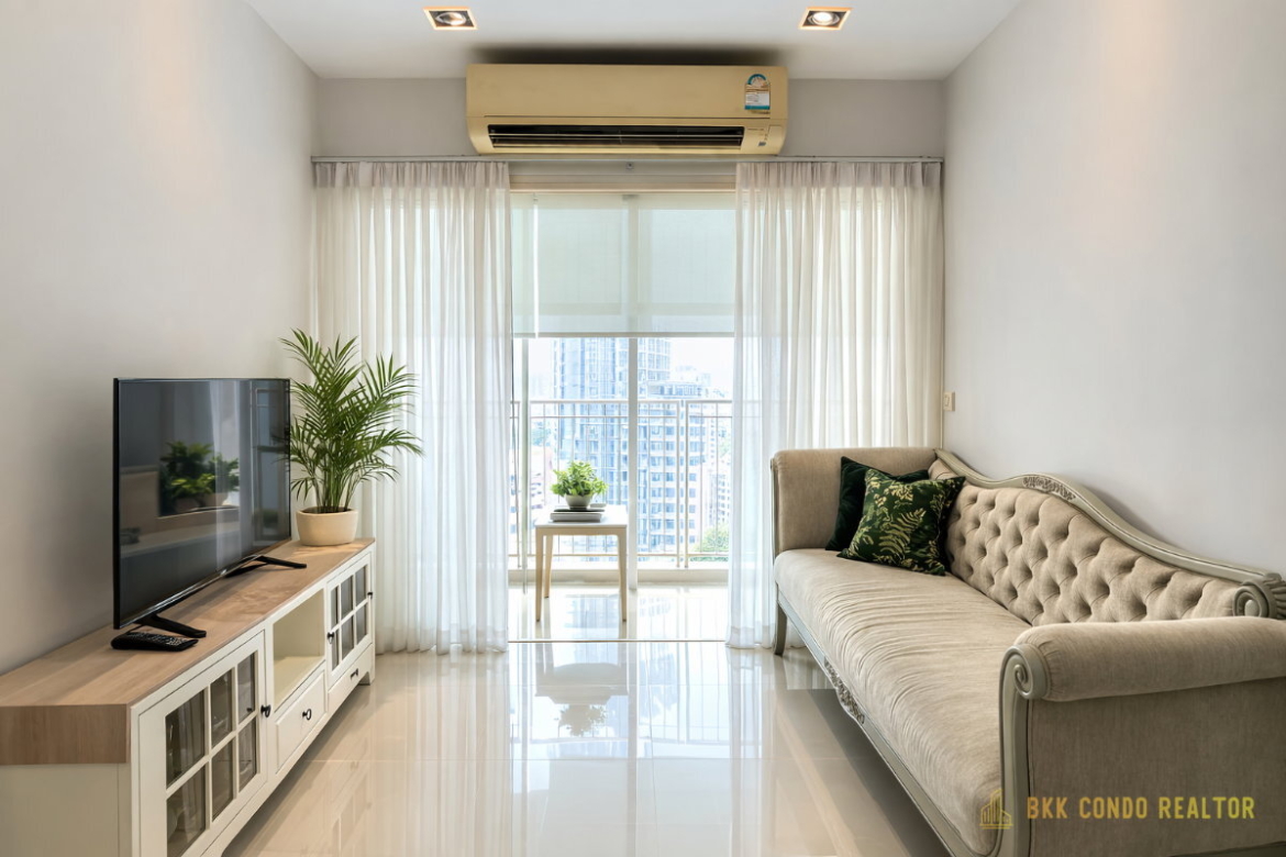 1-Bedroom Condo for Rent at IDEO Verve Sukhumvit (44 sqm) — On Nut BTS