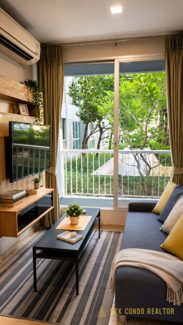 1-Bedroom Condo for Rent at Rhythm Sukhumvit 50 (35 sqm) — On Nut BTS