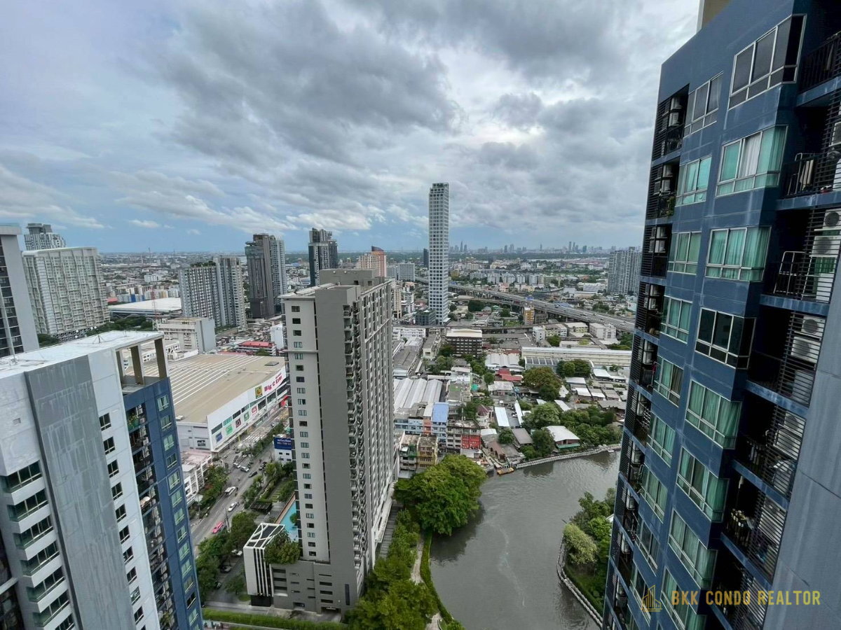1-Bedroom Condo for Rent at The Base Sukhumvit 77 (35 sqm) — On Nut BTS