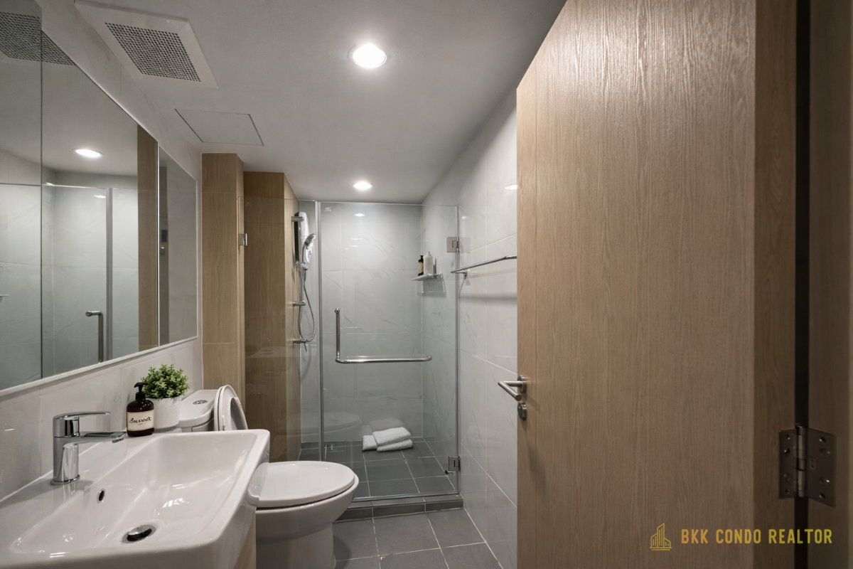 2-Bedroom Condo for Rent at The Excel Hideaway Sukhumvit 71 (60 sqm) — Phra Khanong BTS