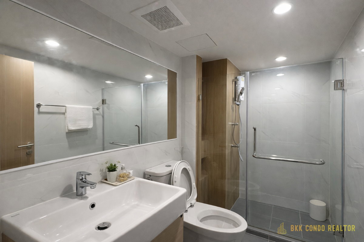 2-Bedroom Condo for Rent at The Excel Hideaway Sukhumvit 71 (60 sqm) — Phra Khanong BTS