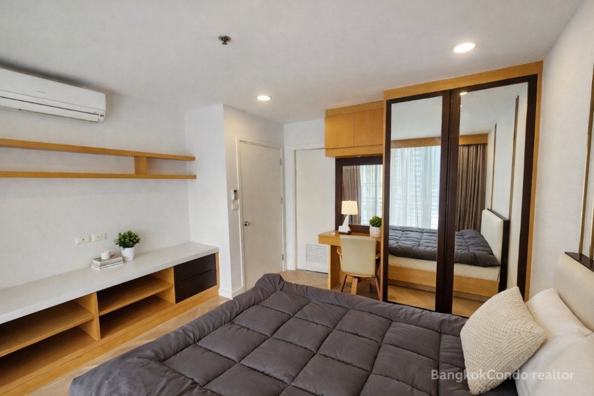 2-Bedroom Condo for Rent at Asoke Place (80 sqm) — Asoke BTS