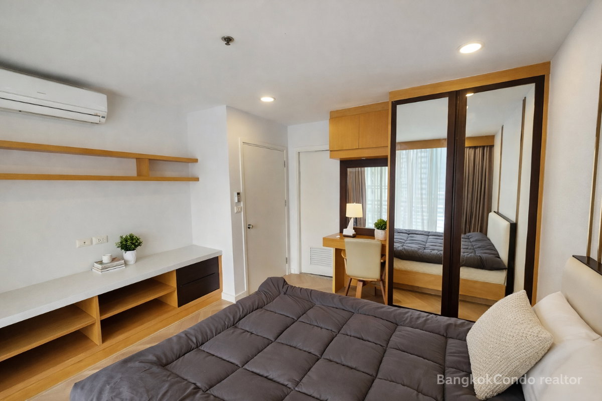 2-Bedroom Condo for Rent at Asoke Place (80 sqm) — Asoke BTS