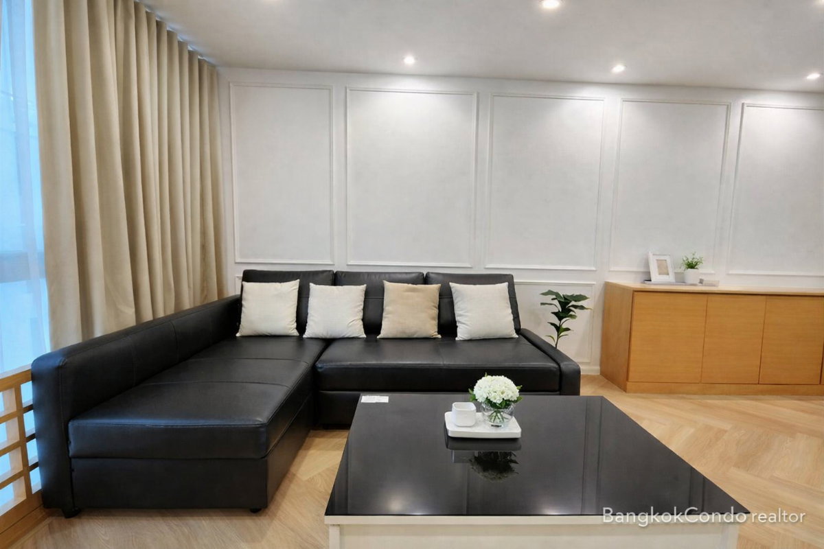 2-Bedroom Condo for Rent at Asoke Place (80 sqm) — Asoke BTS
