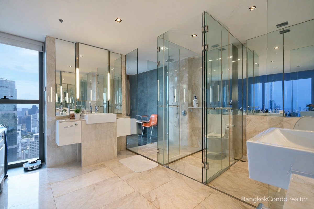 a04750-11 Duplex 4-Bedroom Condo for Rent at The Met Sathorn (366 sqm) — Chong Nonsi BTS