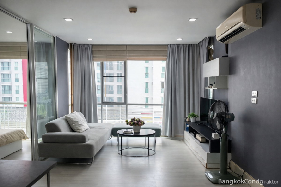 1-Bedroom Condo for Rent at The Room Sukhumvit 64 (43 sqm) — Bang Chak BTS