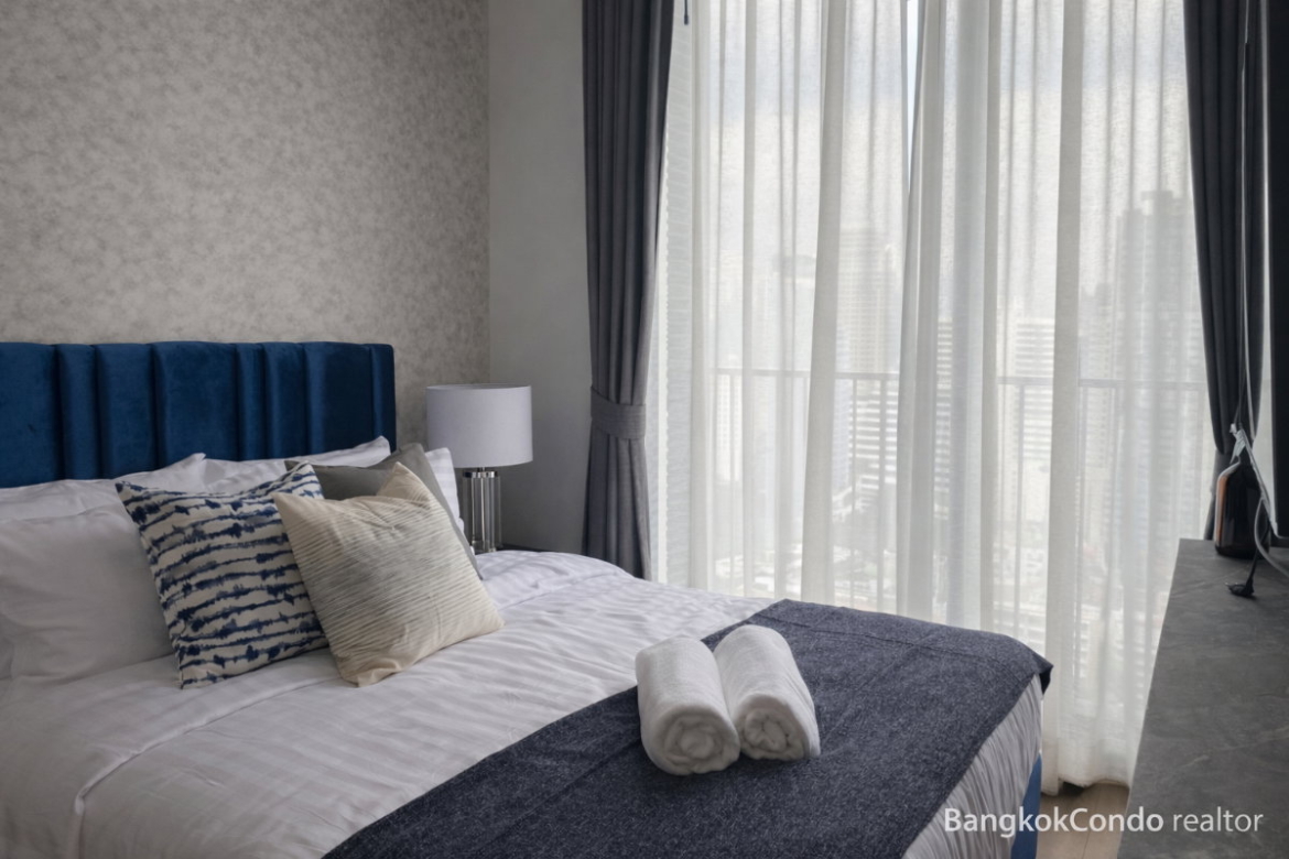 2-Bedroom Condo for Rent at Noble BE 33 (52 sqm) — Phrom Phong BTS