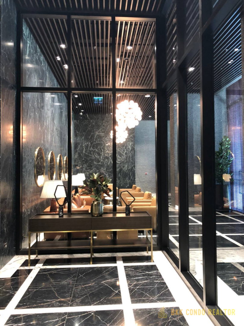 2-Bedroom Condo for Rent at Noble BE 33 (52 sqm) — Phrom Phong BTS