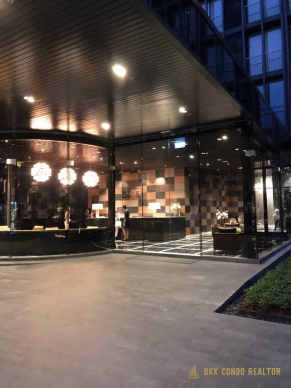 2-Bedroom Condo for Rent at Noble BE 33 (52 sqm) — Phrom Phong BTS