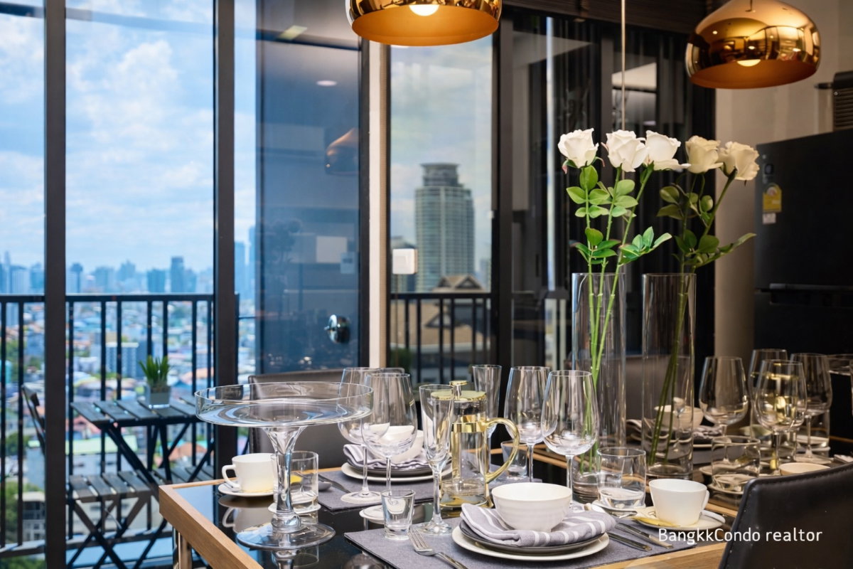 1-Bedroom Condo for Rent at The Base Park East Sukhumvit 77 (31 sqm) — On Nut BTS