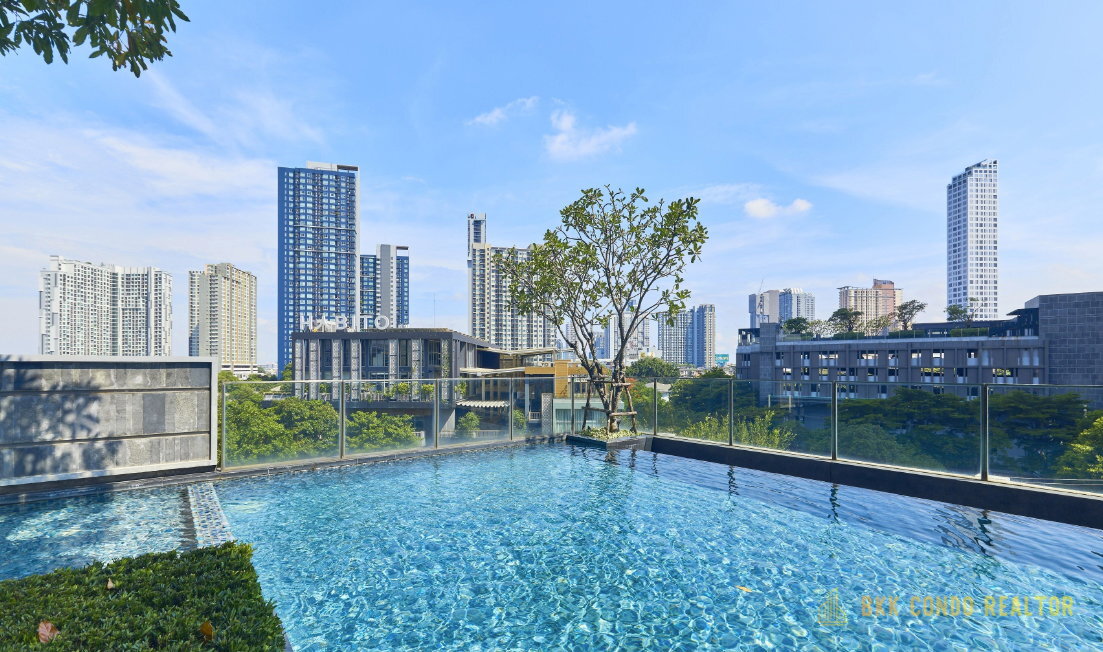 1-Bedroom Condo for Rent at The Base Park East Sukhumvit 77 (31 sqm) — On Nut BTS