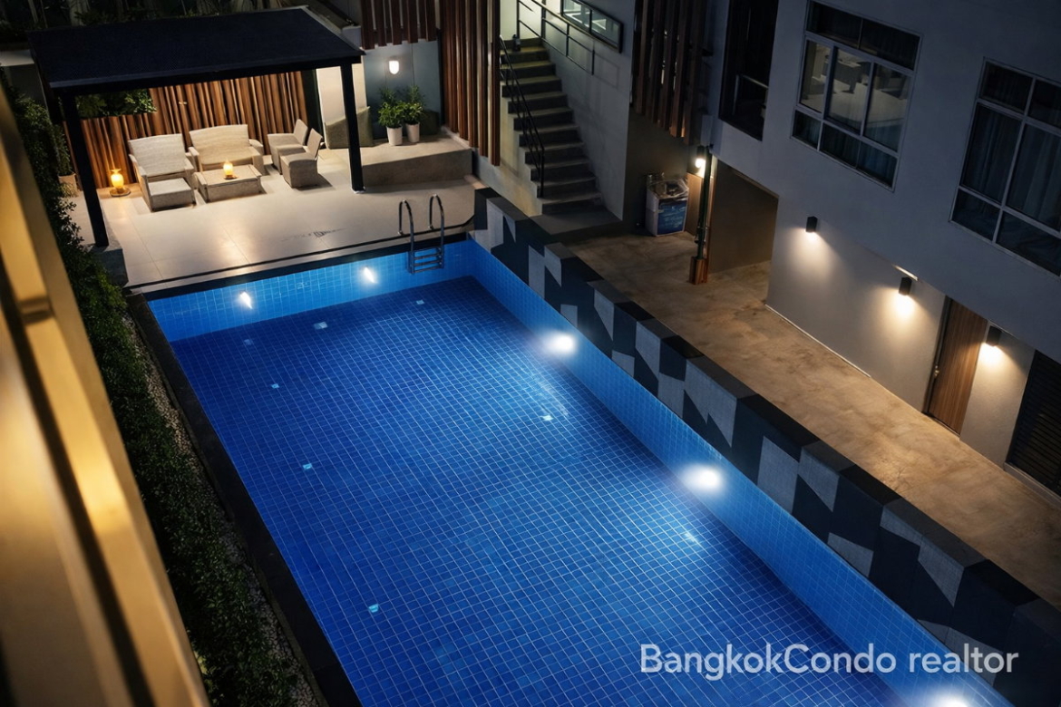 1-Bedroom Condo for Rent at Regent Home Sukhumvit 81 (28 sqm) — On Nut BTS