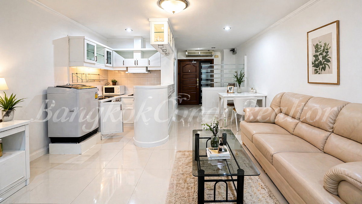 1-Bedroom Condo for Rent at Supalai Place Sukhumvit 39 (50 sqm) — Phrom Phong BTS