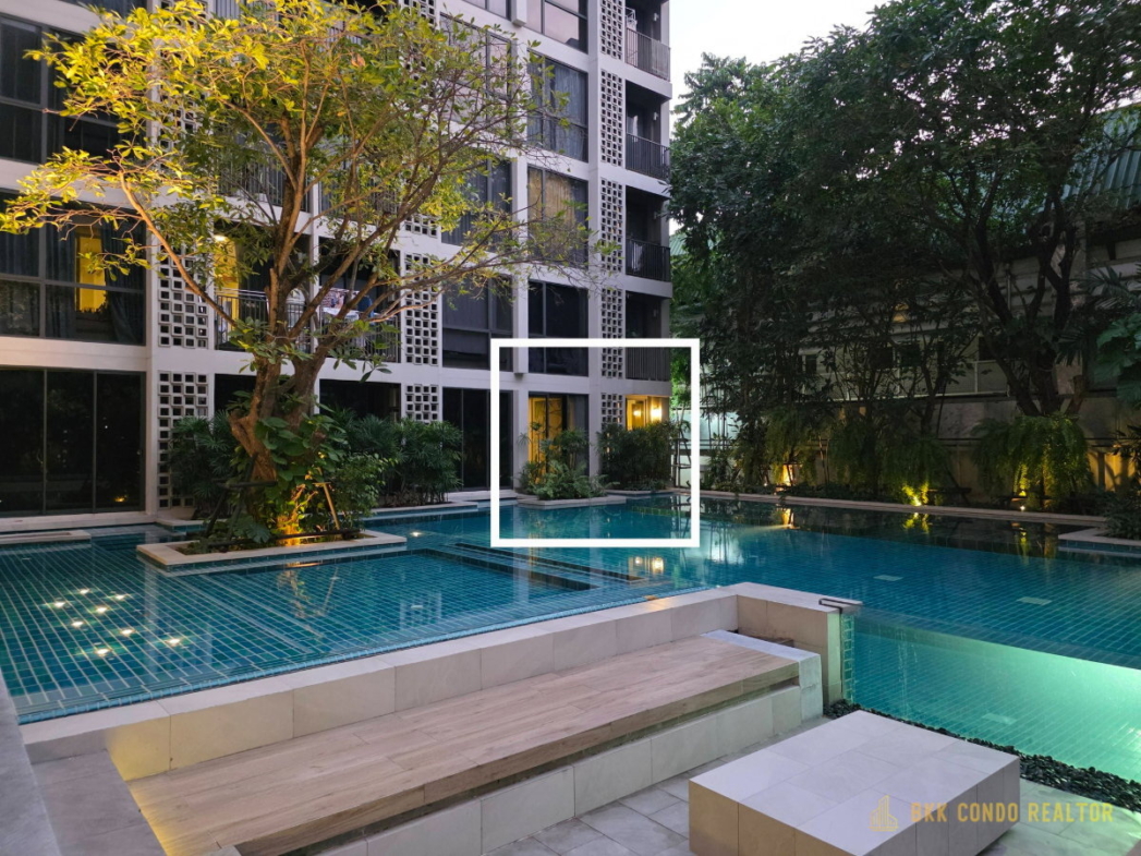 Pool Access 1-Bedroom Condo for Rent at Chambers On Nut Station (37 sqm) — On Nut BTS