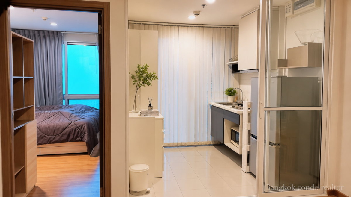 1-Bedroom Condo for Rent at The Base Sukhumvit 77 (30 sqm) — On Nut BTS