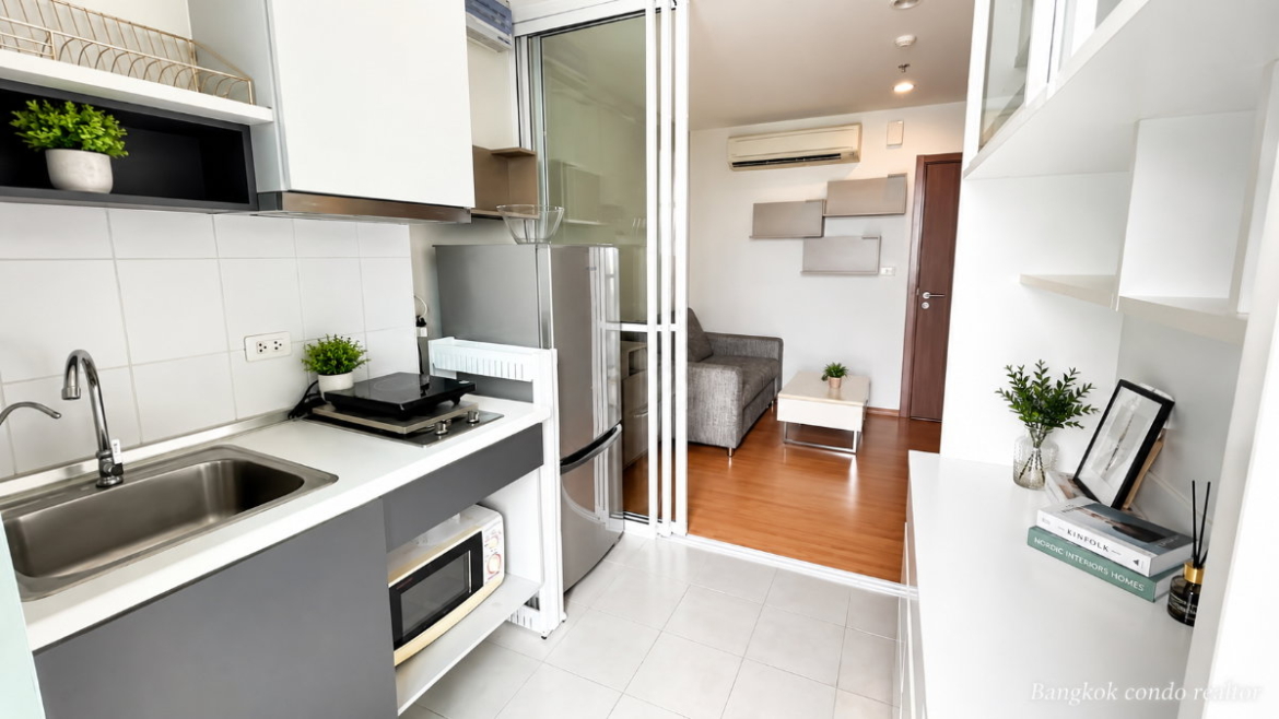 1-Bedroom Condo for Rent at The Base Sukhumvit 77 (30 sqm) — On Nut BTS
