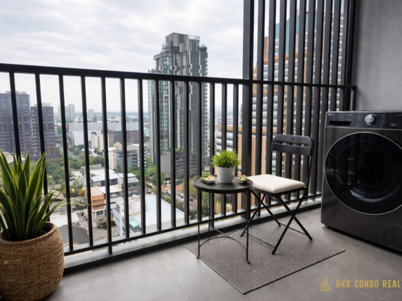 1-Bedroom Condo for Rent at Maru Ekkamai 2 (30 sqm) — Ekkamai BTS