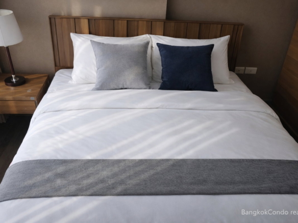 1-Bedroom Condo for Rent at The Base Park East Sukhumvit 77 (31 sqm) — On Nut BTS