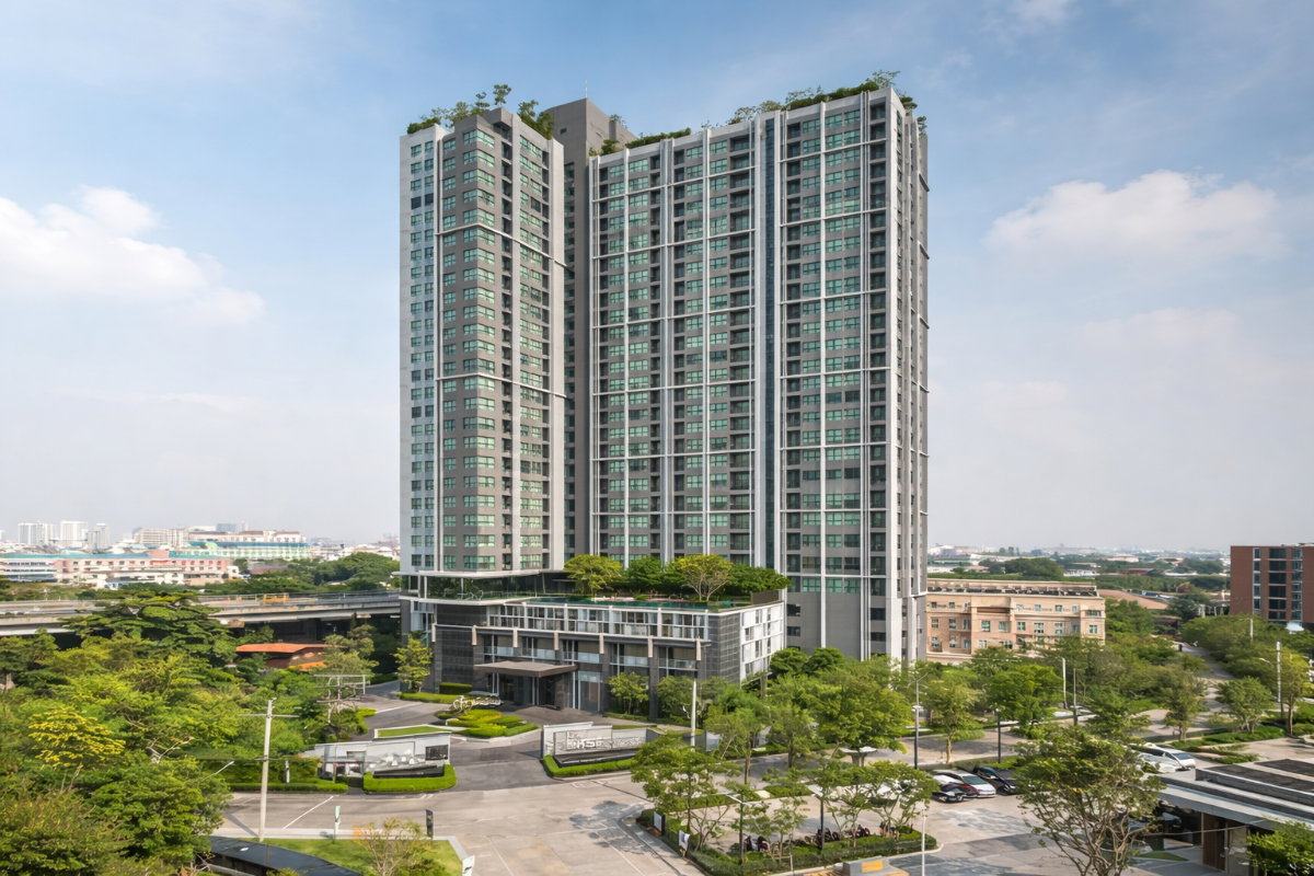 1-Bedroom Condo for Rent at The Base Park East Sukhumvit 77 (31 sqm) — On Nut BTS