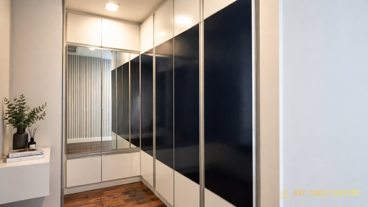 3-Bedroom Condo for Rent at Nusasiri Grand (167 sqm) — Ekkamai BTS