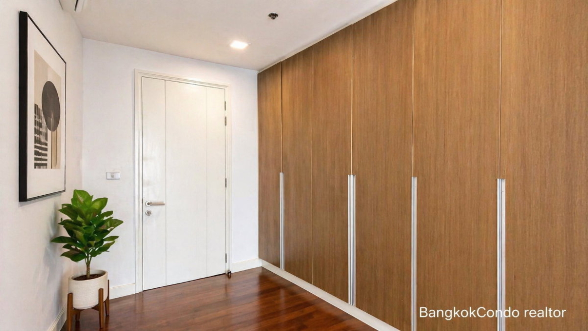 3-Bedroom Condo for Rent at Nusasiri Grand (167 sqm) — Ekkamai BTS