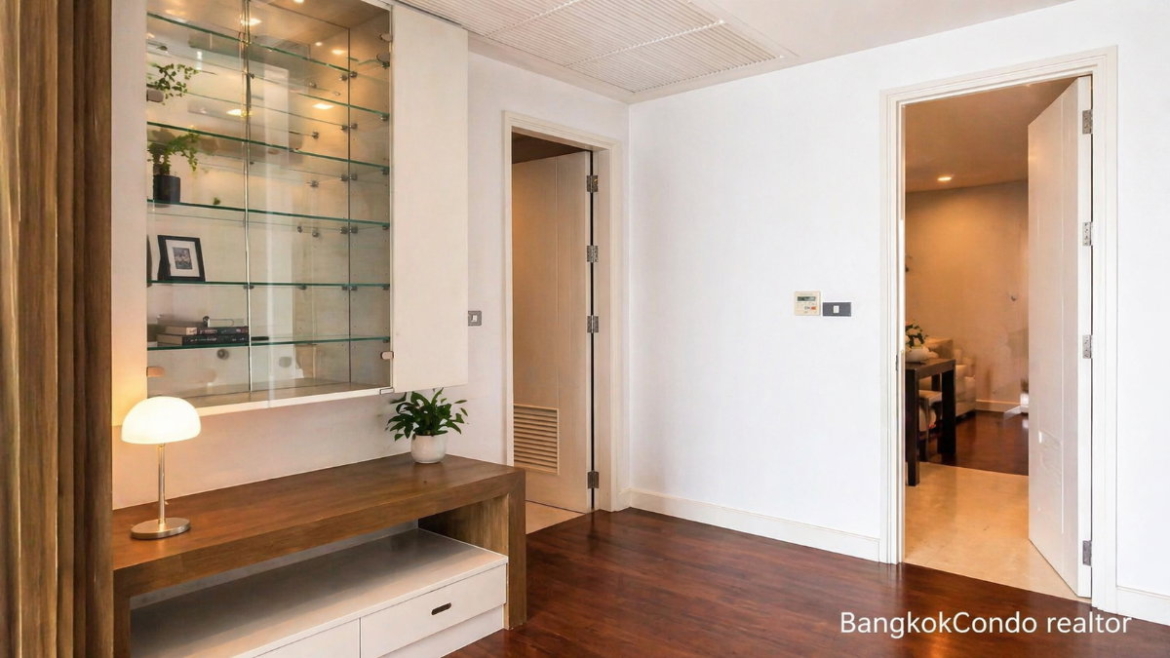 3-Bedroom Condo for Rent at Nusasiri Grand (167 sqm) — Ekkamai BTS