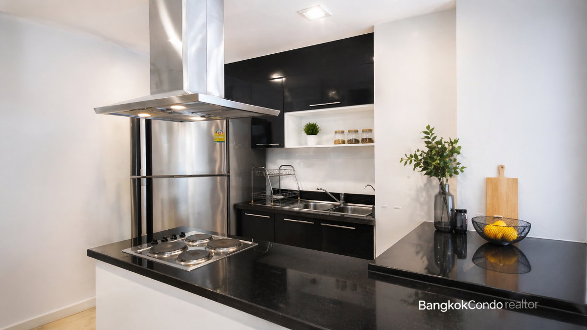 3-Bedroom Condo for Rent at Nusasiri Grand (167 sqm) — Ekkamai BTS