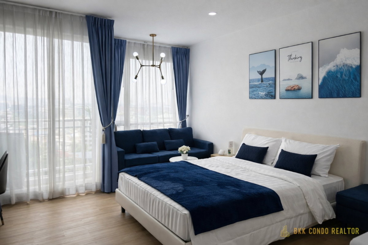 1-Bedroom Condo for Rent at Sukhumvit Plus (29 sqm) — Phra Khanong BTS