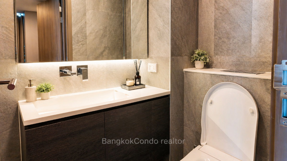 a08672-08 Duplex 2-Bedroom Condo for Rent at Siamese Rama 9 (54 sqm) — Rama 9 MRT
