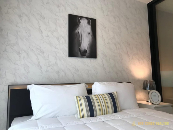 1-Bedroom Condo for Rent at Life Asoke (30 sqm) — Rama 9 MRT