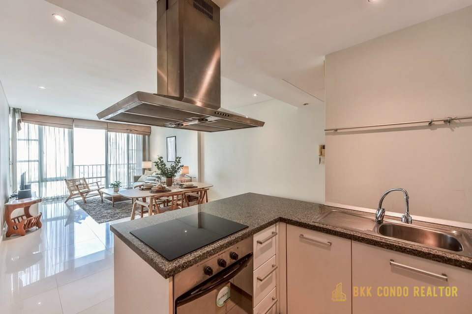 2-Bedroom Condo for Rent at Fullerton (95 sqm) — Ekkamai BTS