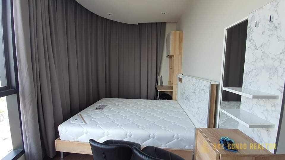 2-Bedroom Condo for Rent at IDEO Q Victory (45 sqm) — Victory Monument BTS