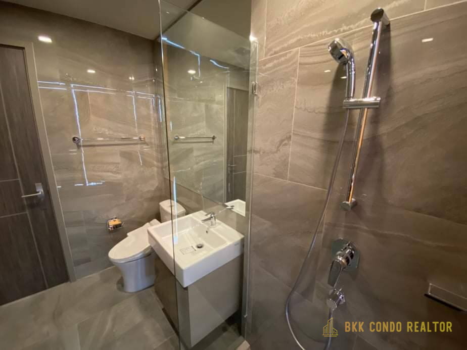 2-Bedroom Condo for Rent at IDEO Q Victory (45 sqm) — Victory Monument BTS